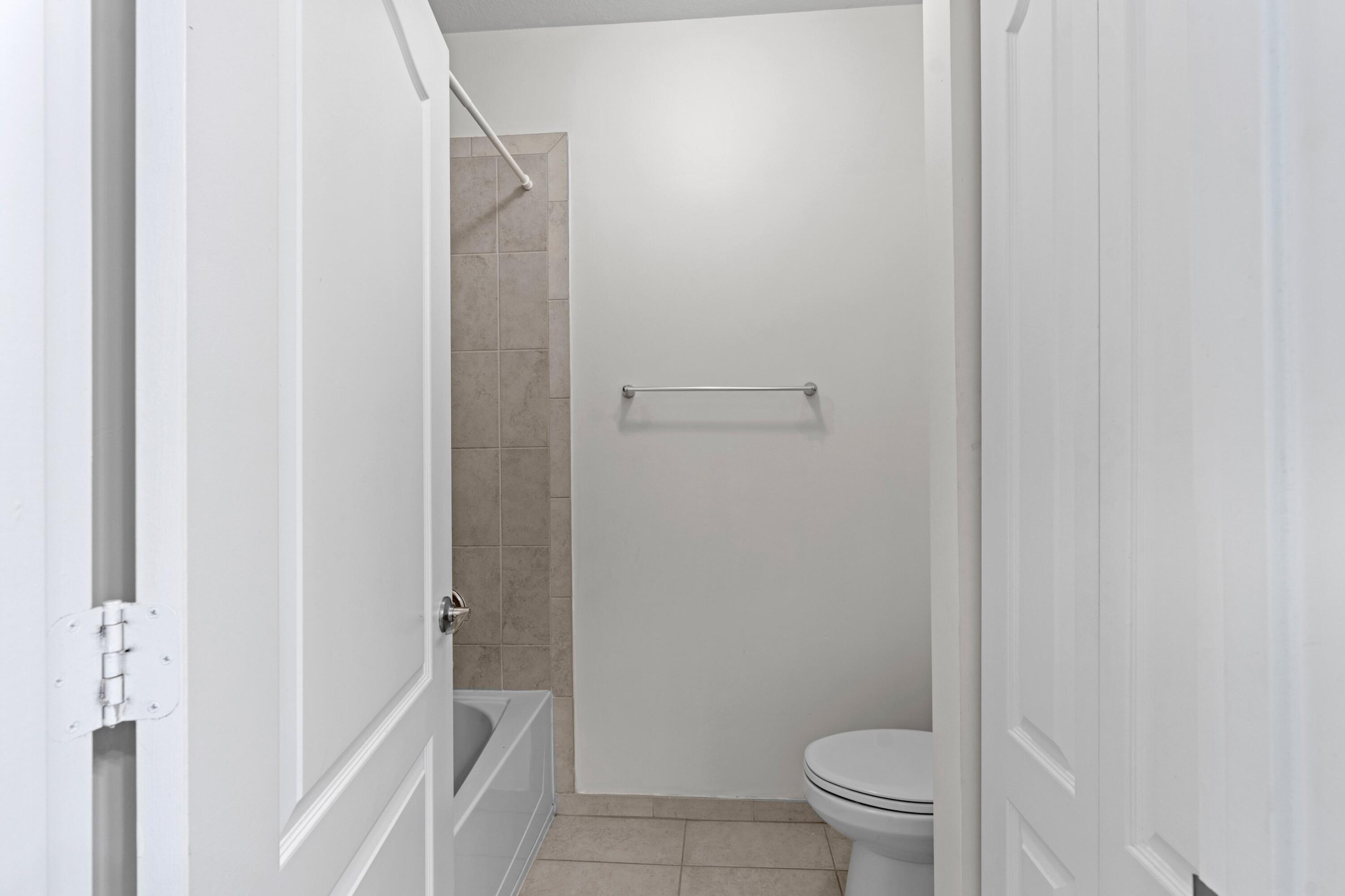 13044 Anthorne Lane Property Photo 20