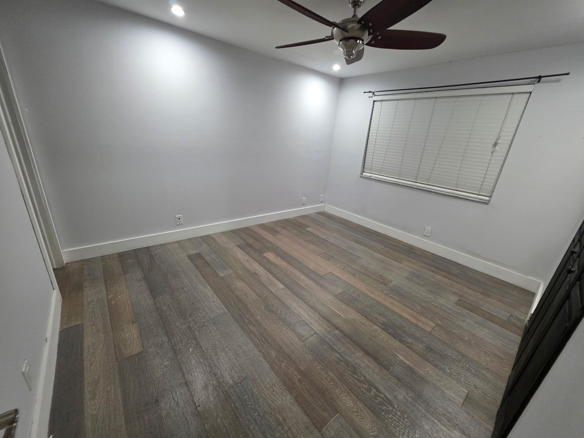10046 Winding Lake Road 202 Property Photo 16