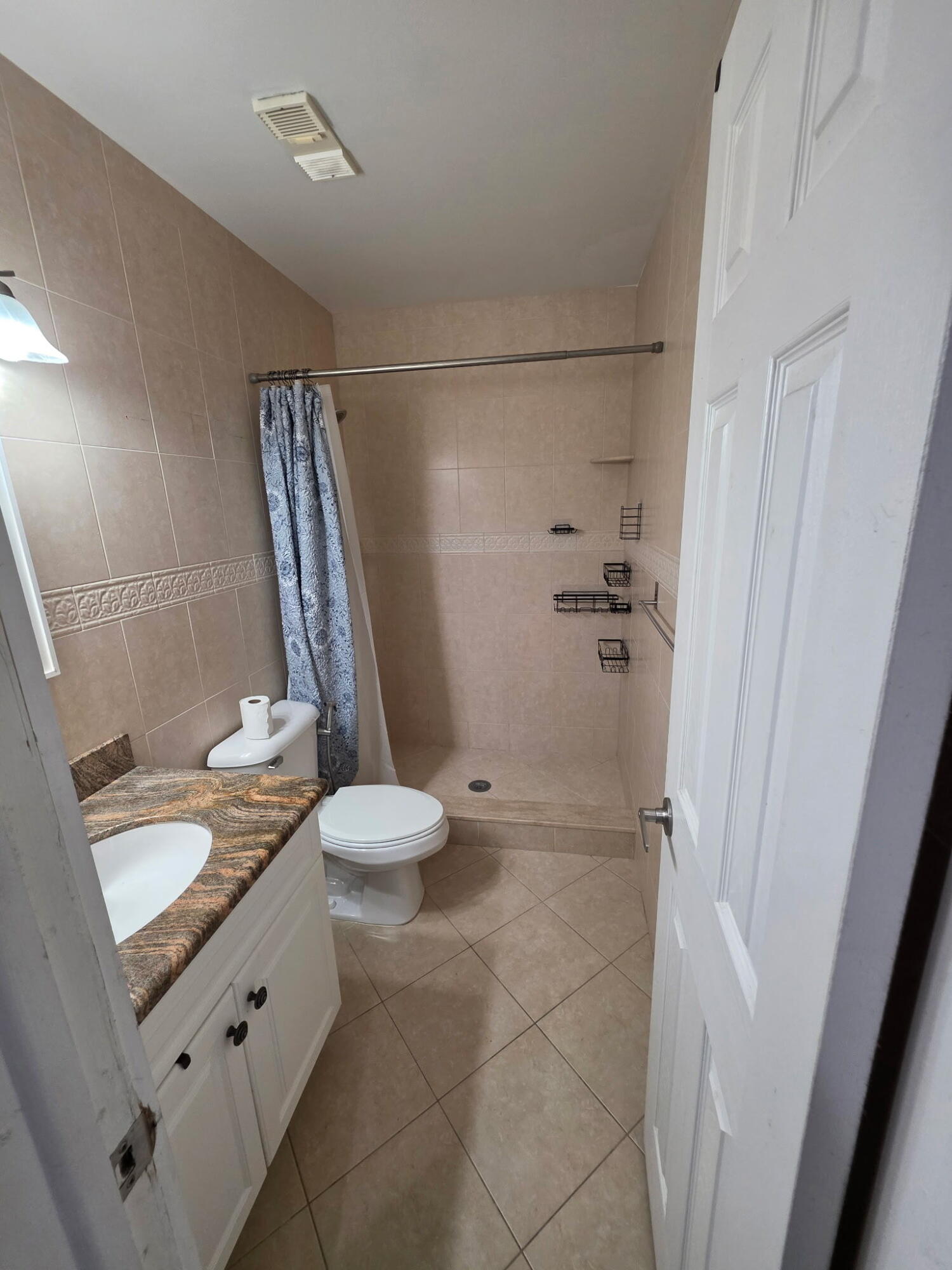 10046 Winding Lake Road 202 Property Photo 20
