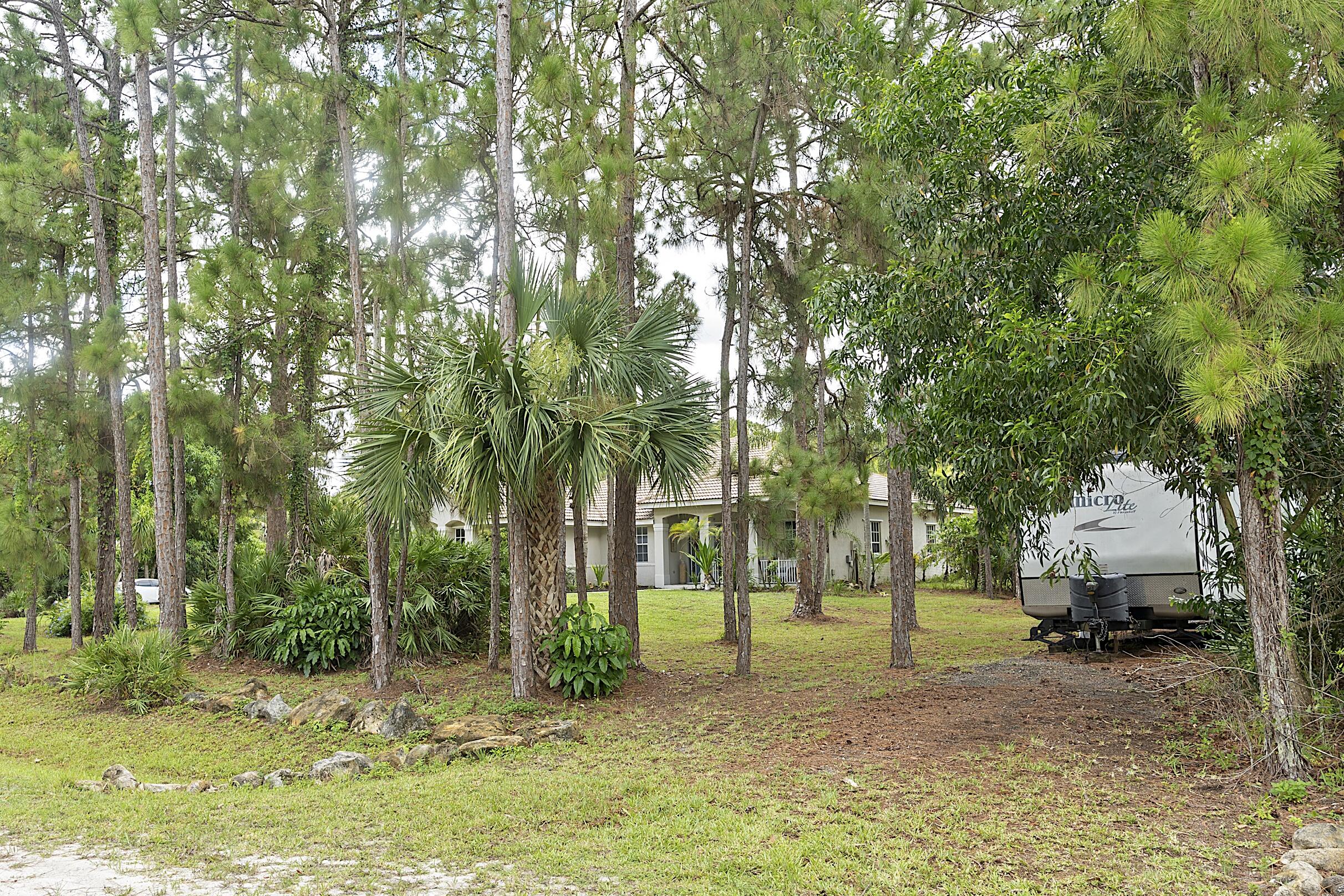 17854 88th Road N Property Photo 10