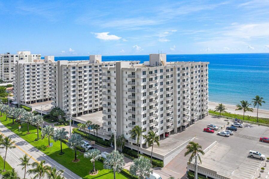 3221 S Ocean Boulevard 902 Property Photo 4