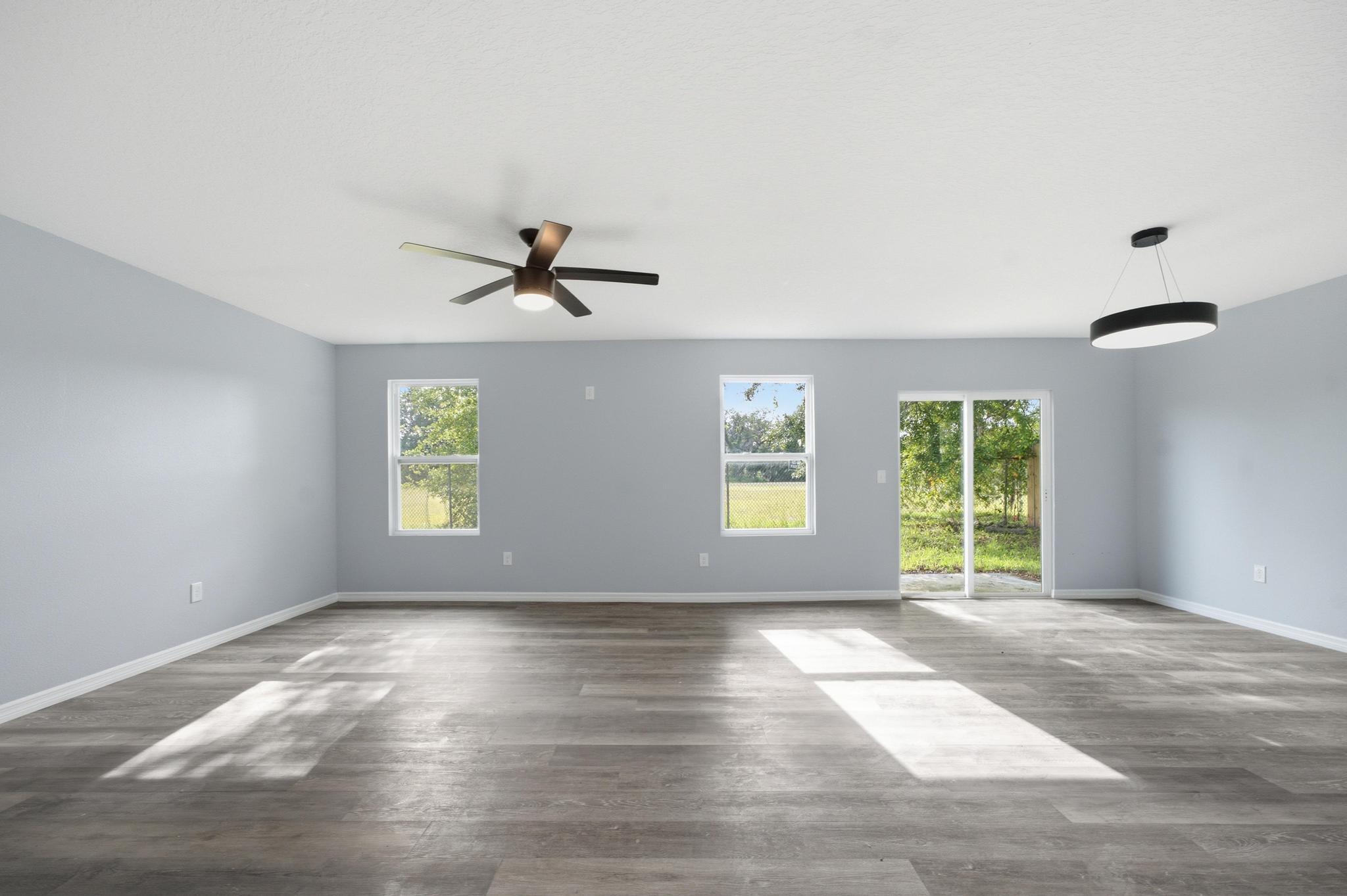 4327 Bessie Circle E Property Photo 13