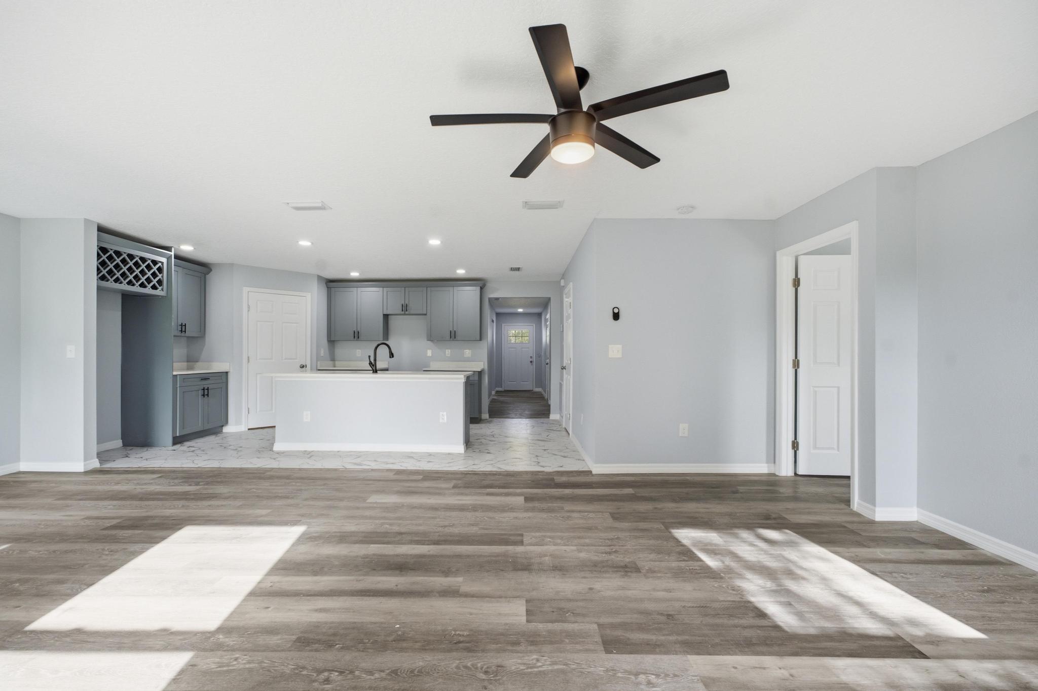 4327 Bessie Circle E Property Photo 14