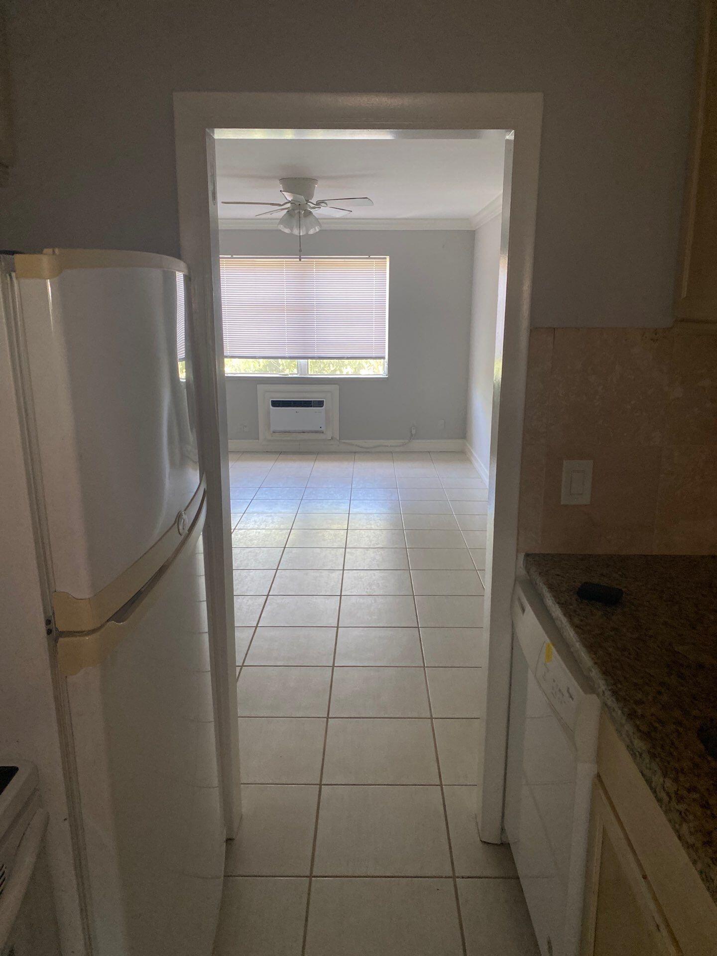1150 E Sample Road 207 Property Photo 3