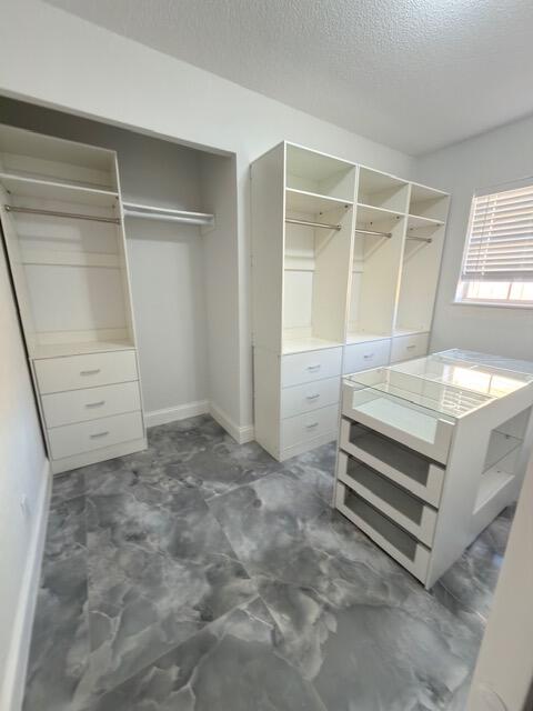 364 Garden Boulevard Property Photo 11