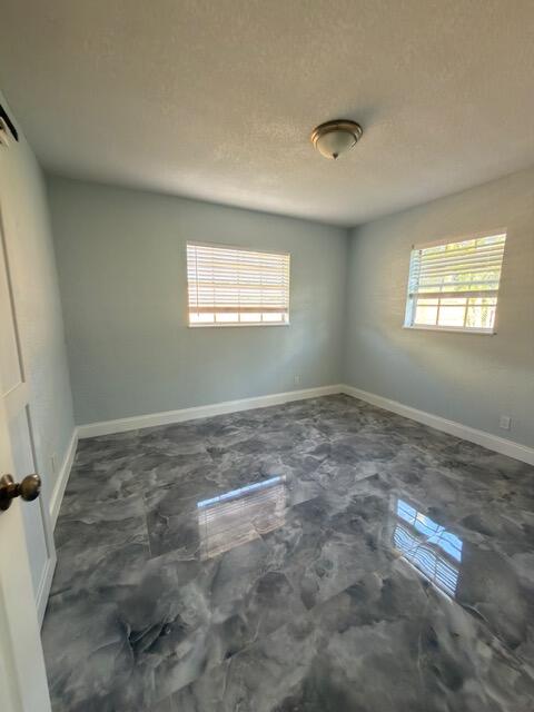 364 Garden Boulevard Property Photo 12