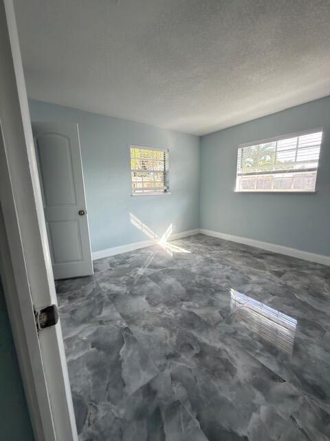 364 Garden Boulevard Property Photo 13