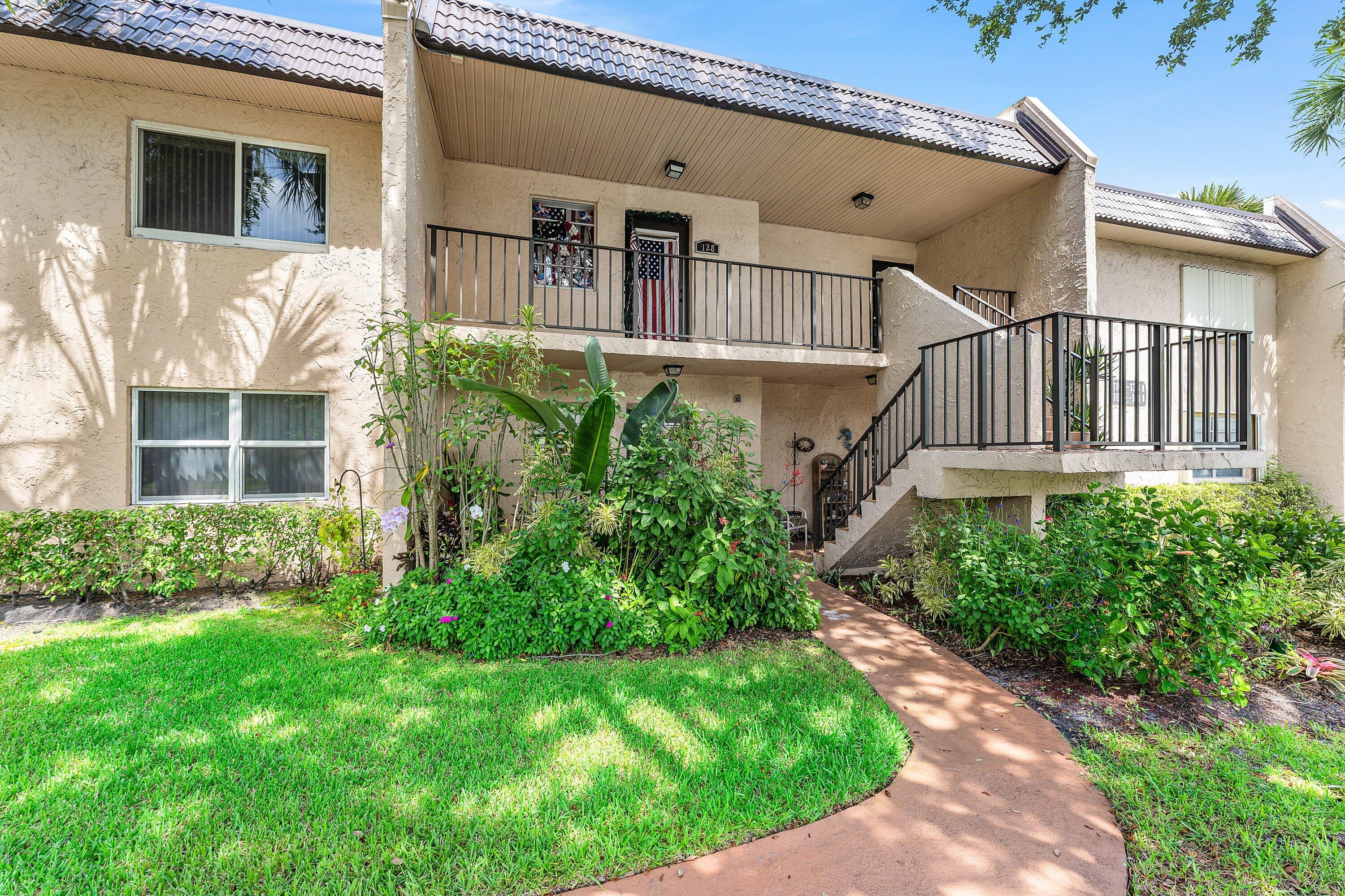 112 Lake Constance Drive Property Photo 1