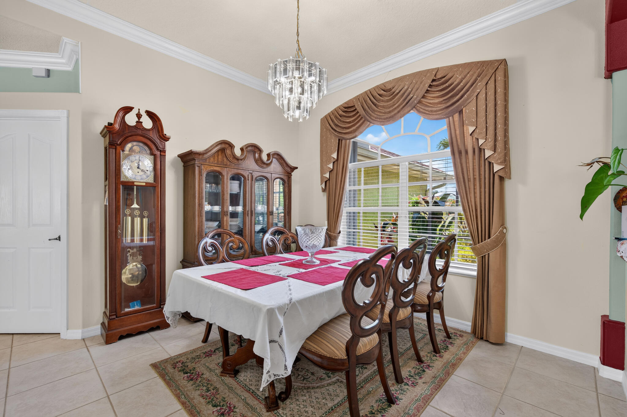 5493 Nw Chapel Court Property Photo 8