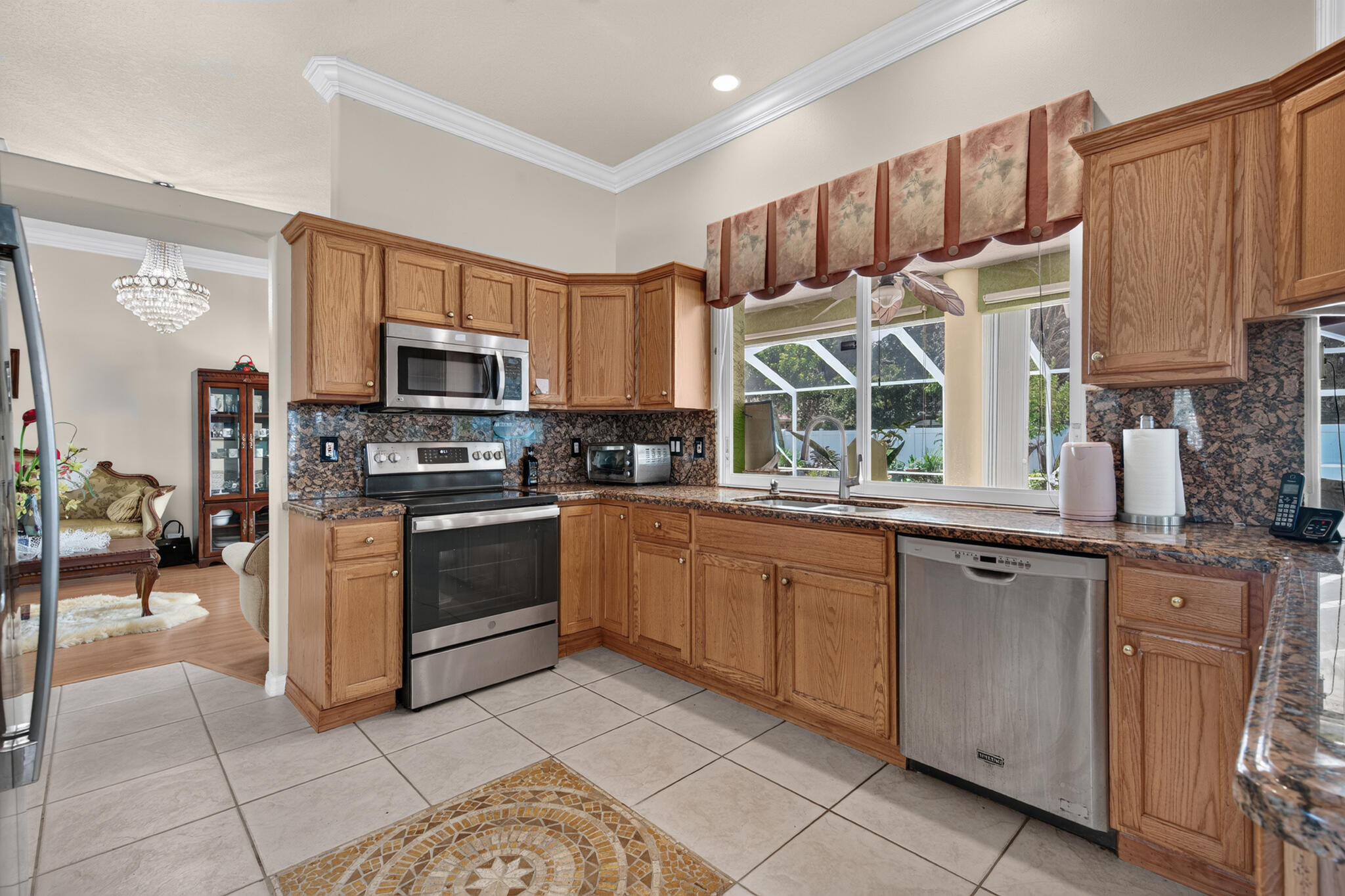 5493 Nw Chapel Court Property Photo 12