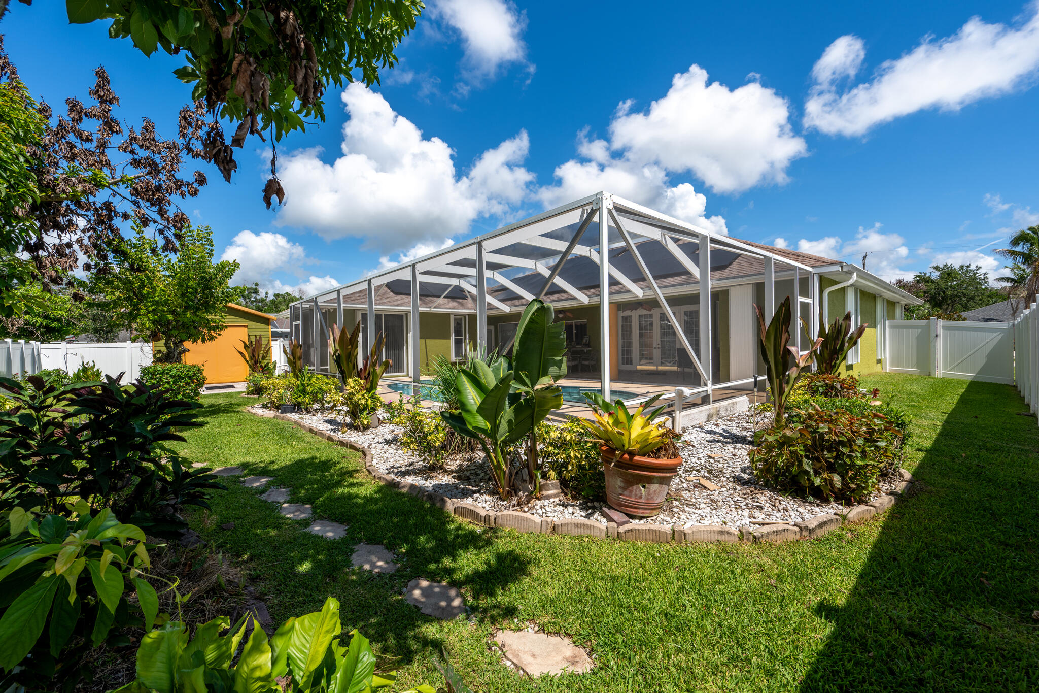 5493 Nw Chapel Court Property Photo 24