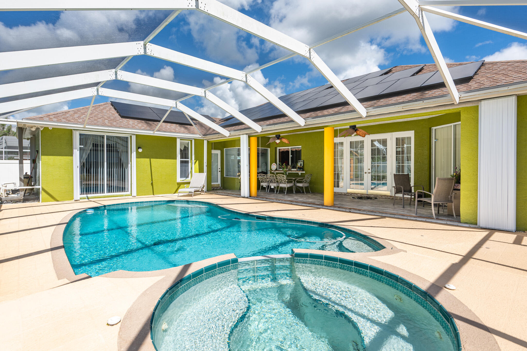 5493 Nw Chapel Court Property Photo 26
