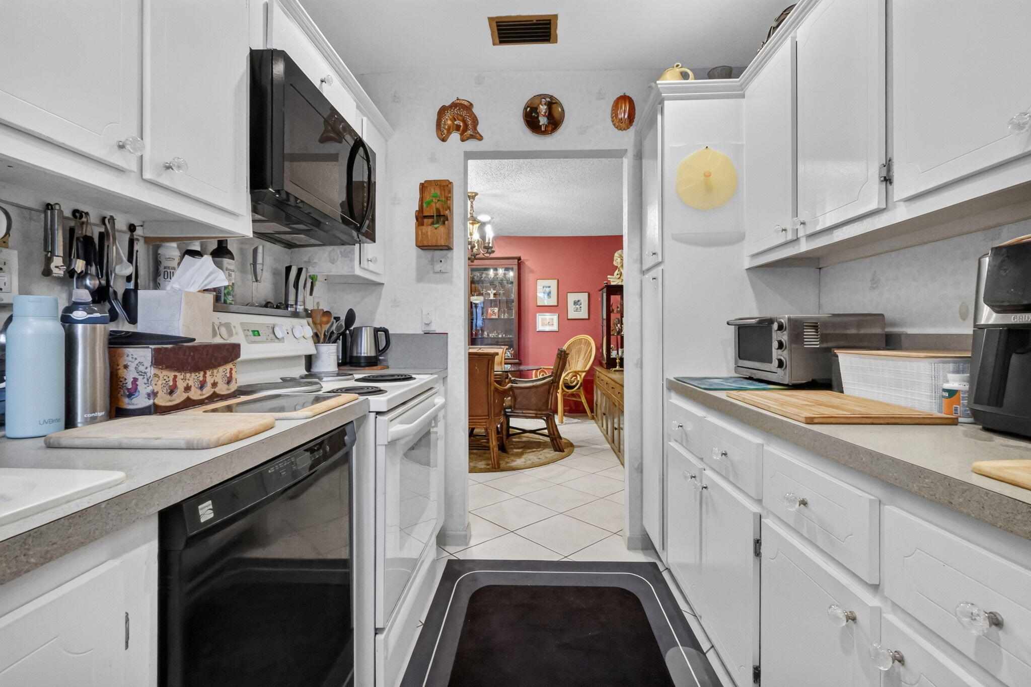 5073 Lakefront Boulevard B Property Photo 13