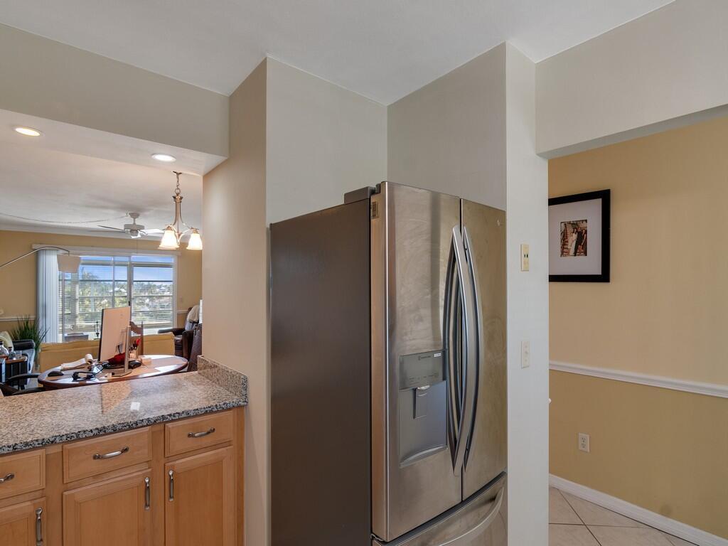 2333 Indian River Boulevard Property Photo 6