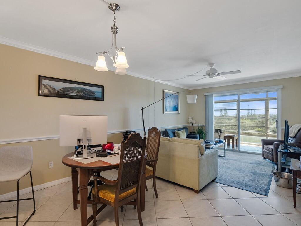 2333 Indian River Boulevard Property Photo 8