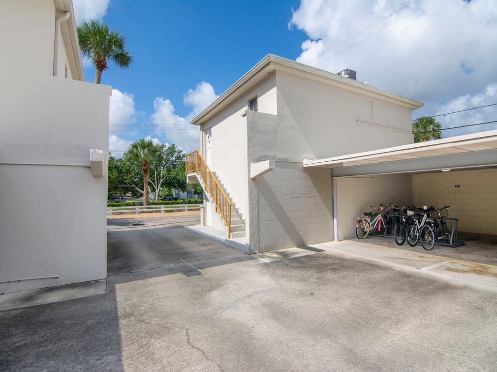 2333 Indian River Boulevard Property Photo 19