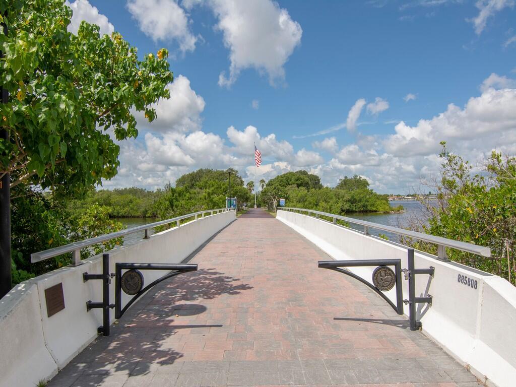 2333 Indian River Boulevard Property Photo 25