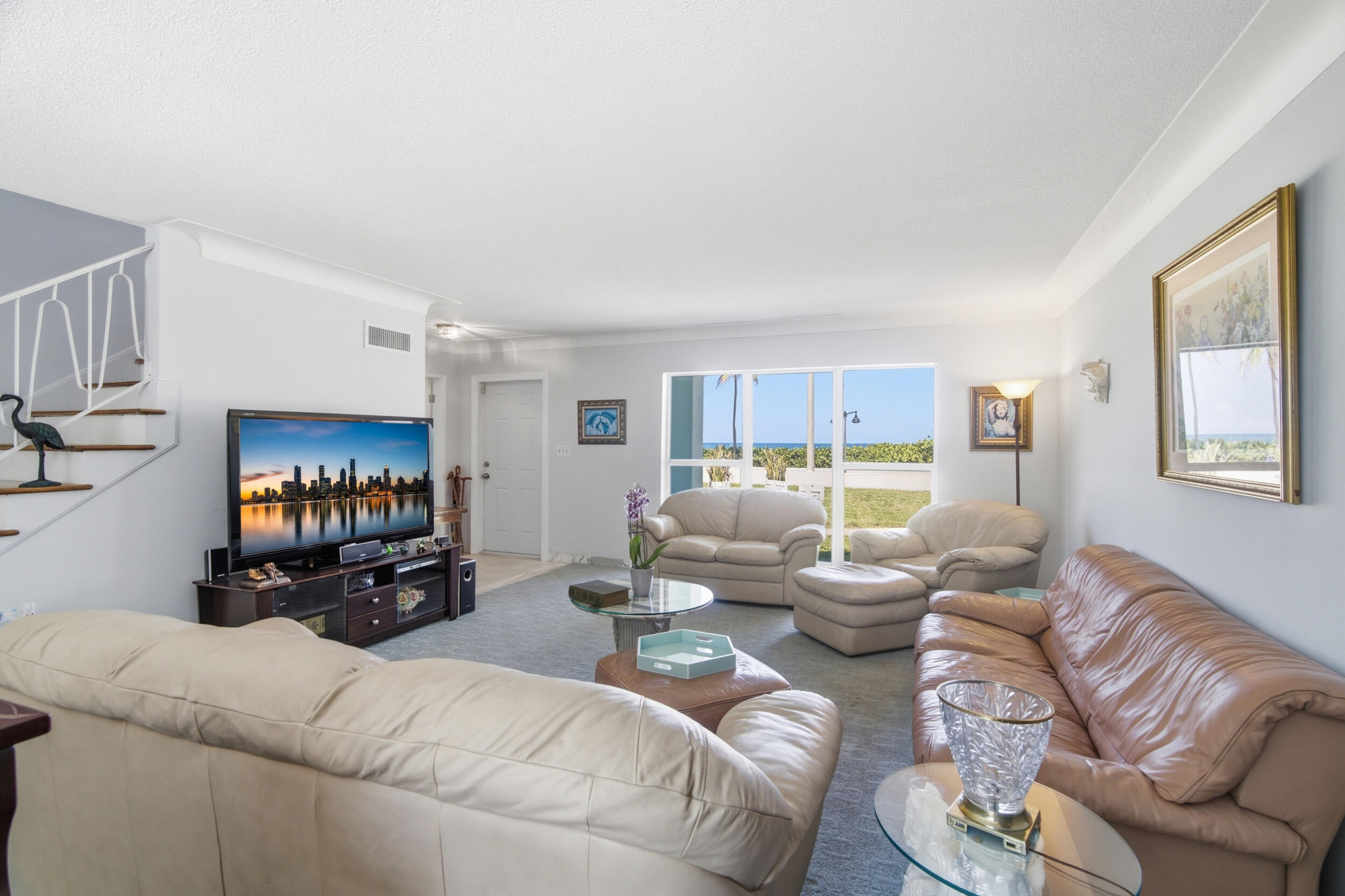 1735 N Fort Lauderdale Beach Boulevard Property Photo 10