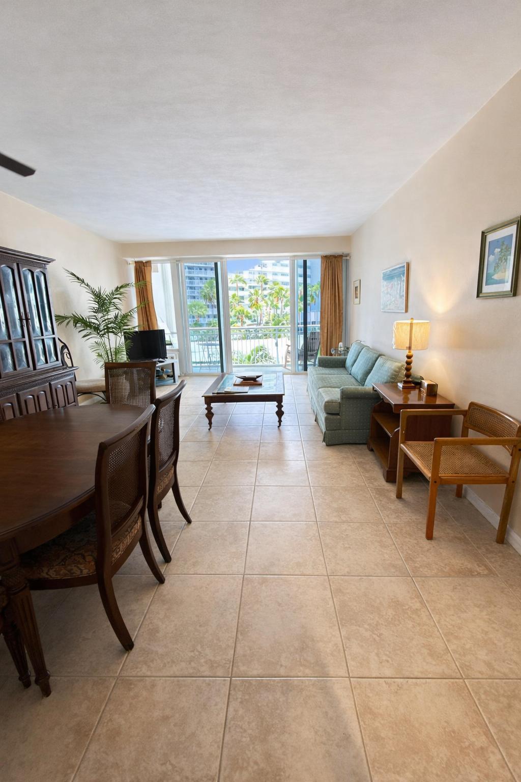 1920 S Ocean Drive 304 Property Photo 5