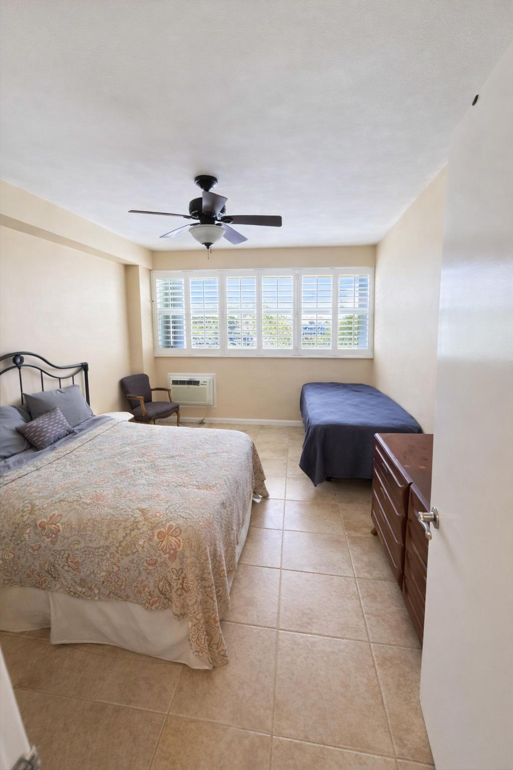 1920 S Ocean Drive 304 Property Photo 7