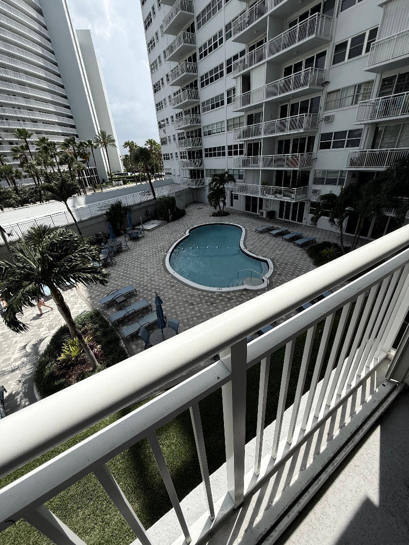 1920 S Ocean Drive 304 Property Photo 25