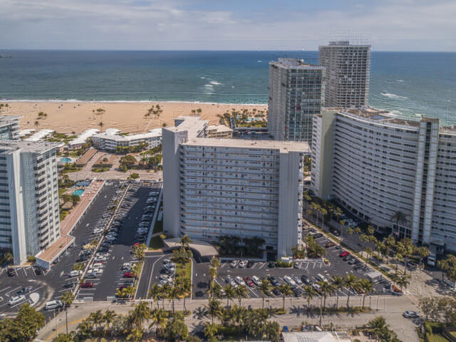 1920 S Ocean Drive 304 Property Photo 27
