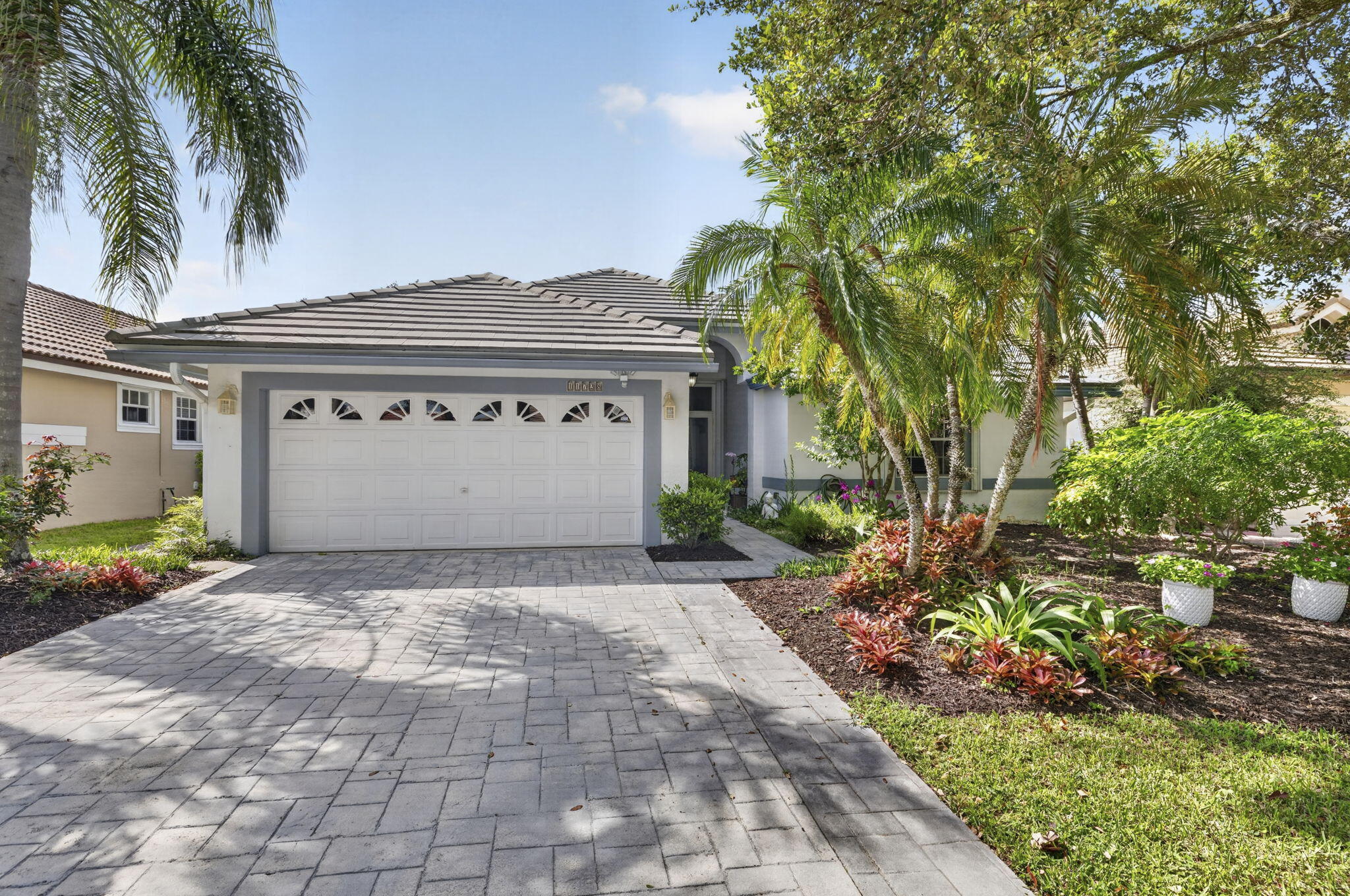 11728 Highland Place Property Photo 5
