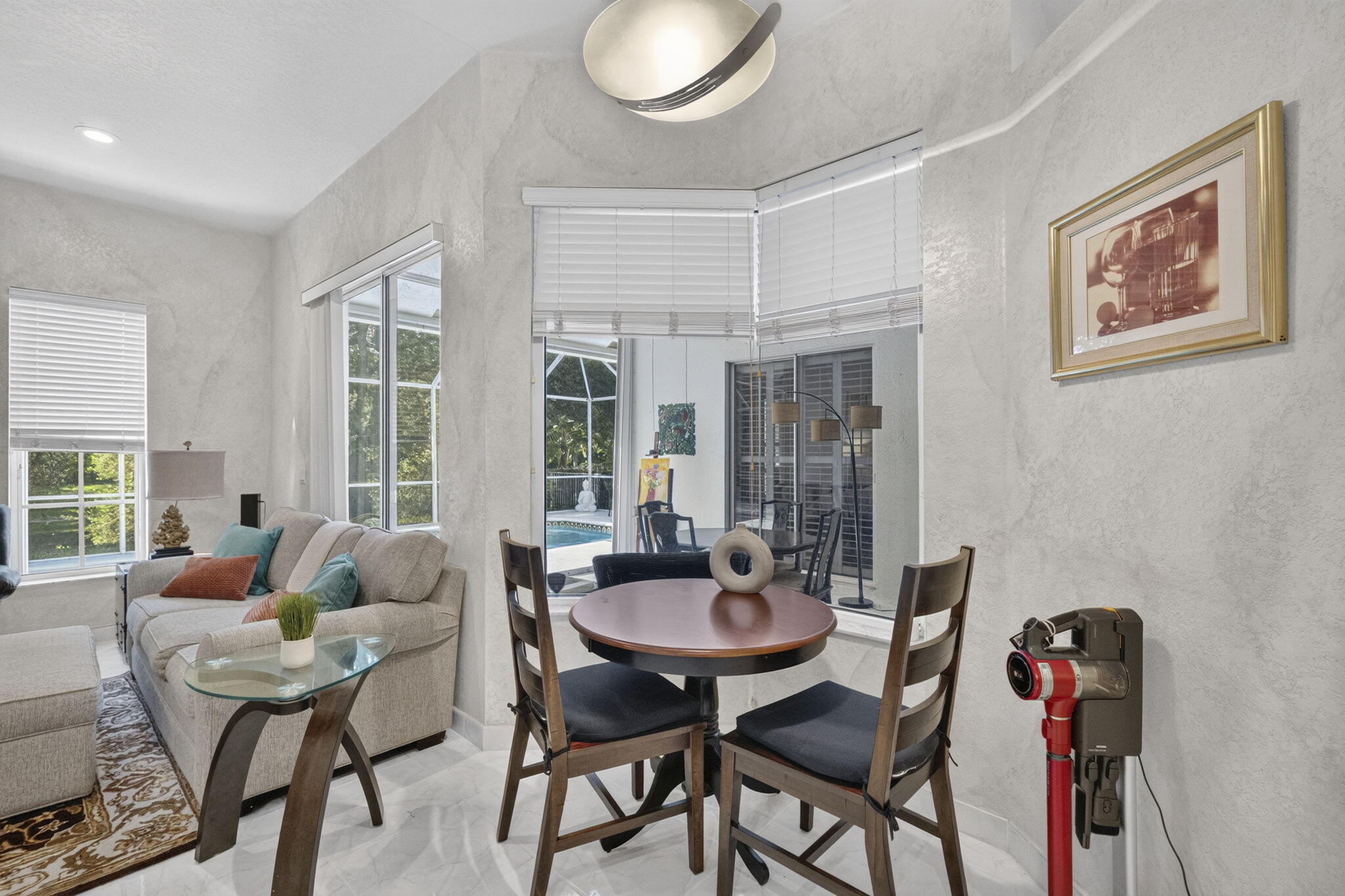 11728 Highland Place Property Photo 13