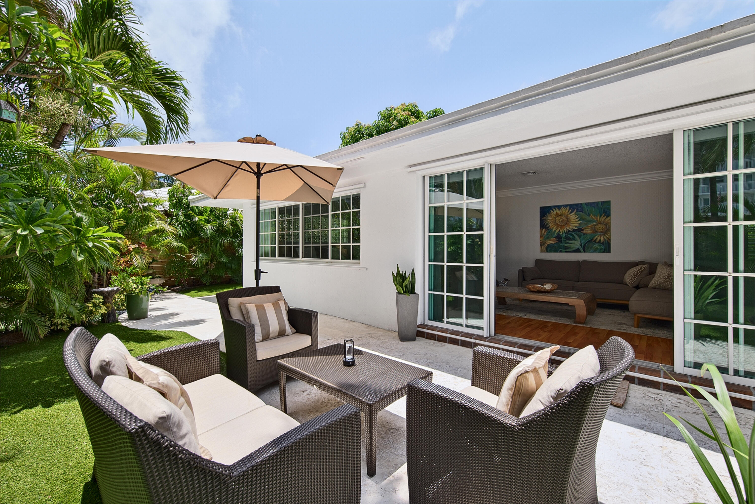 1929 S Ocean Drive Property Photo 14