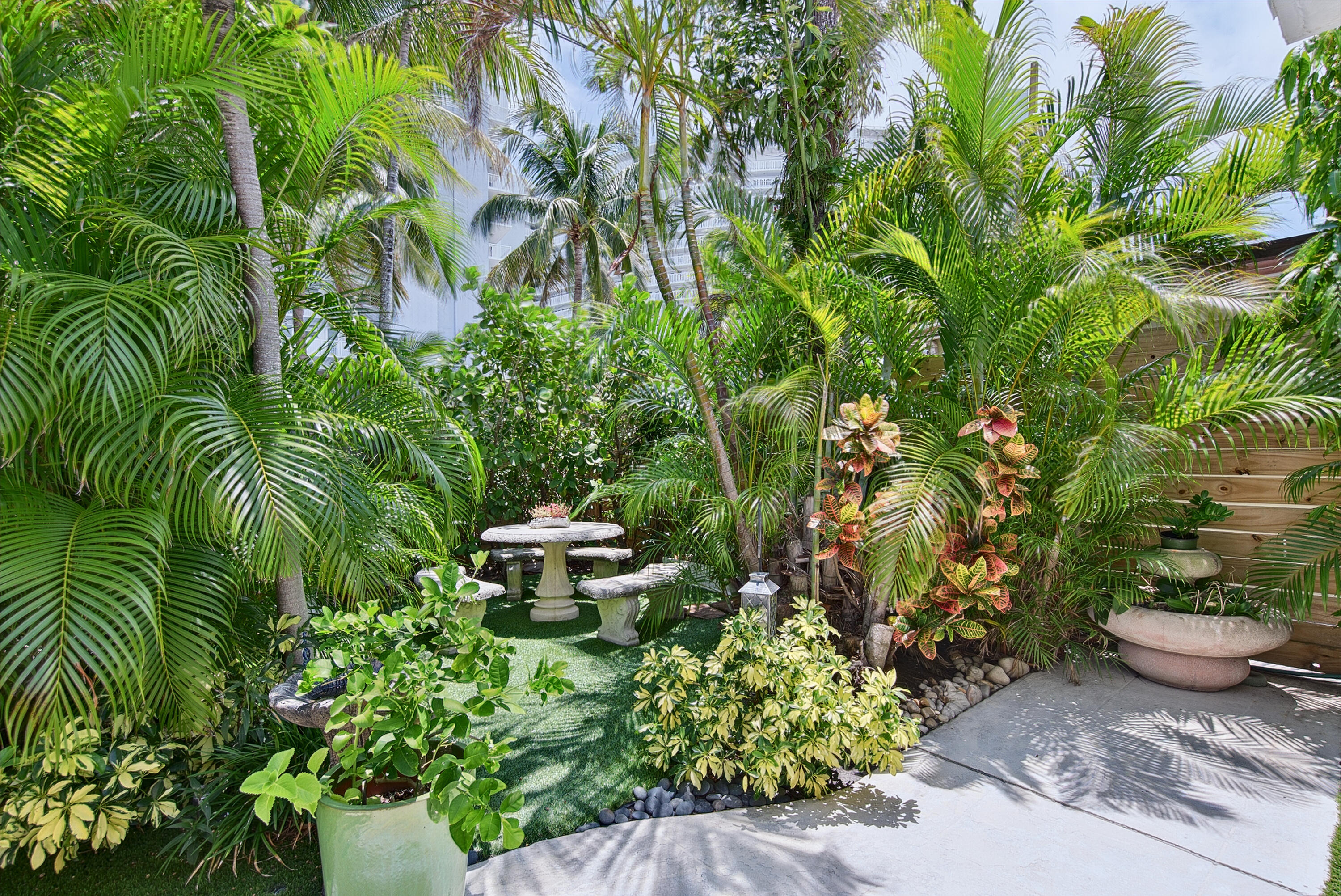 1929 S Ocean Drive Property Photo 19