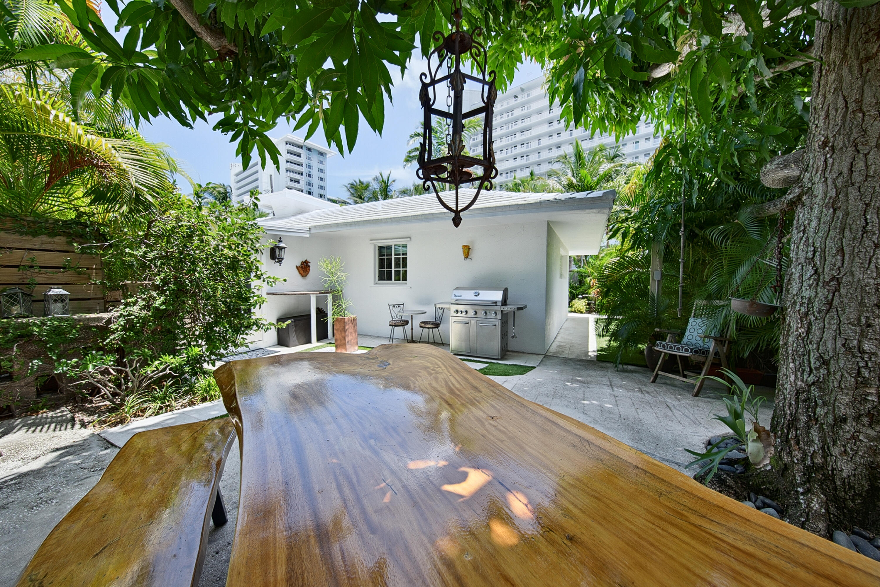 1929 S Ocean Drive Property Photo 23
