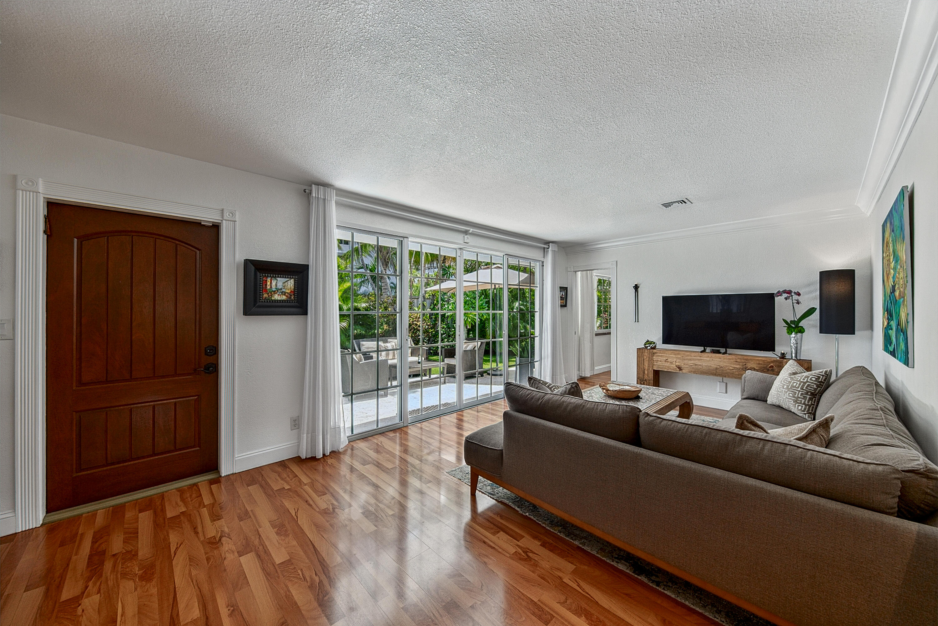 1929 S Ocean Drive Property Photo 27