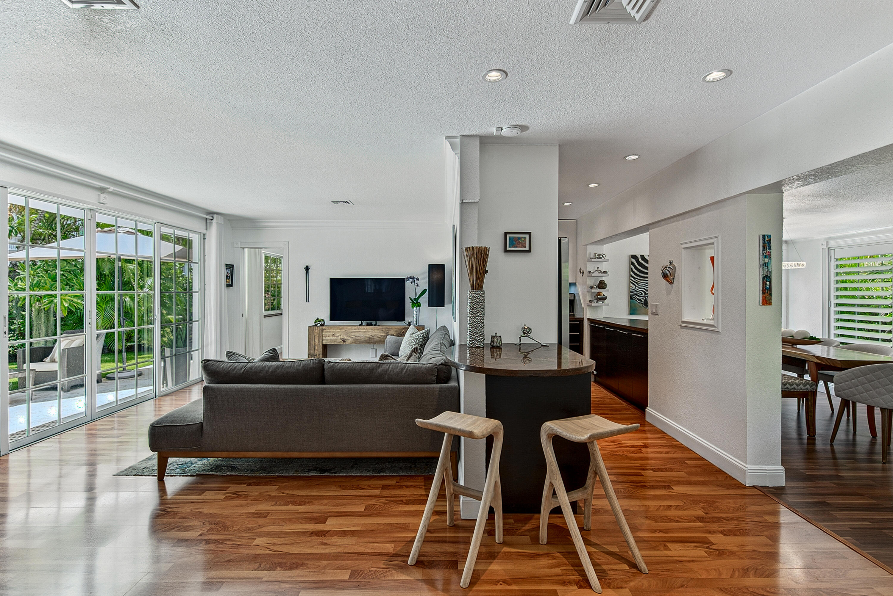 1929 S Ocean Drive Property Photo 32
