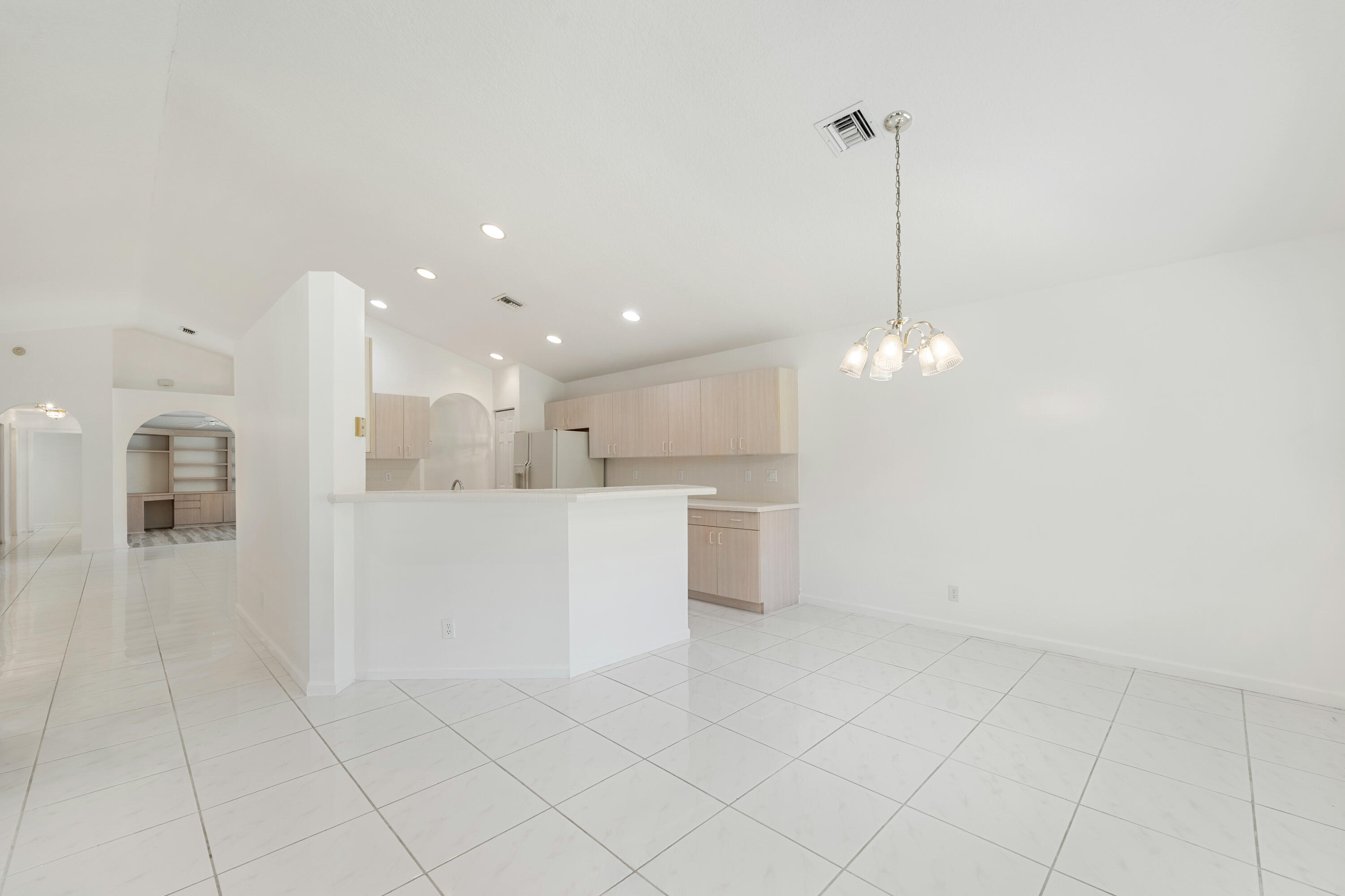 10430 Lexington Circle S Property Photo 16
