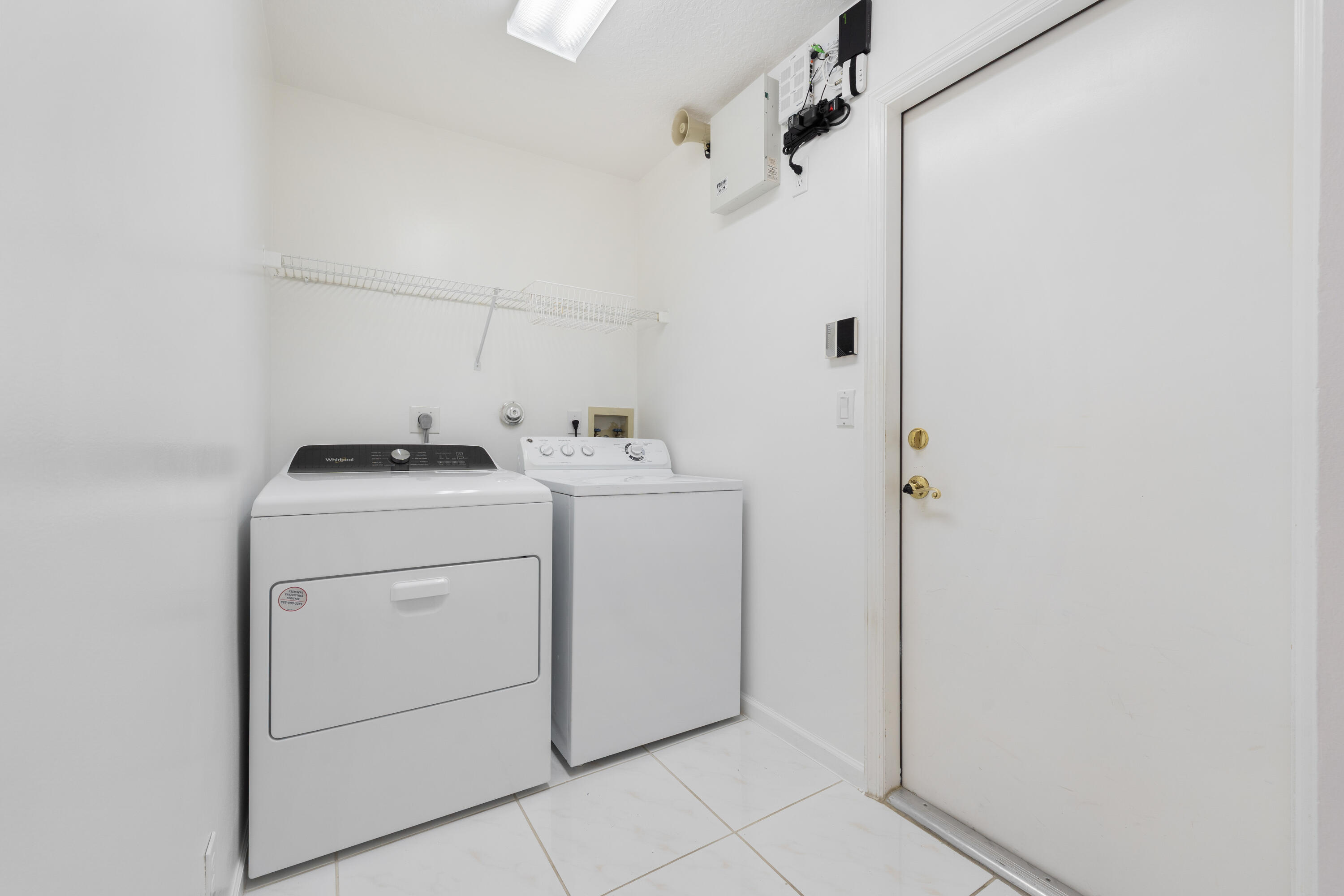10430 Lexington Circle S Property Photo 21