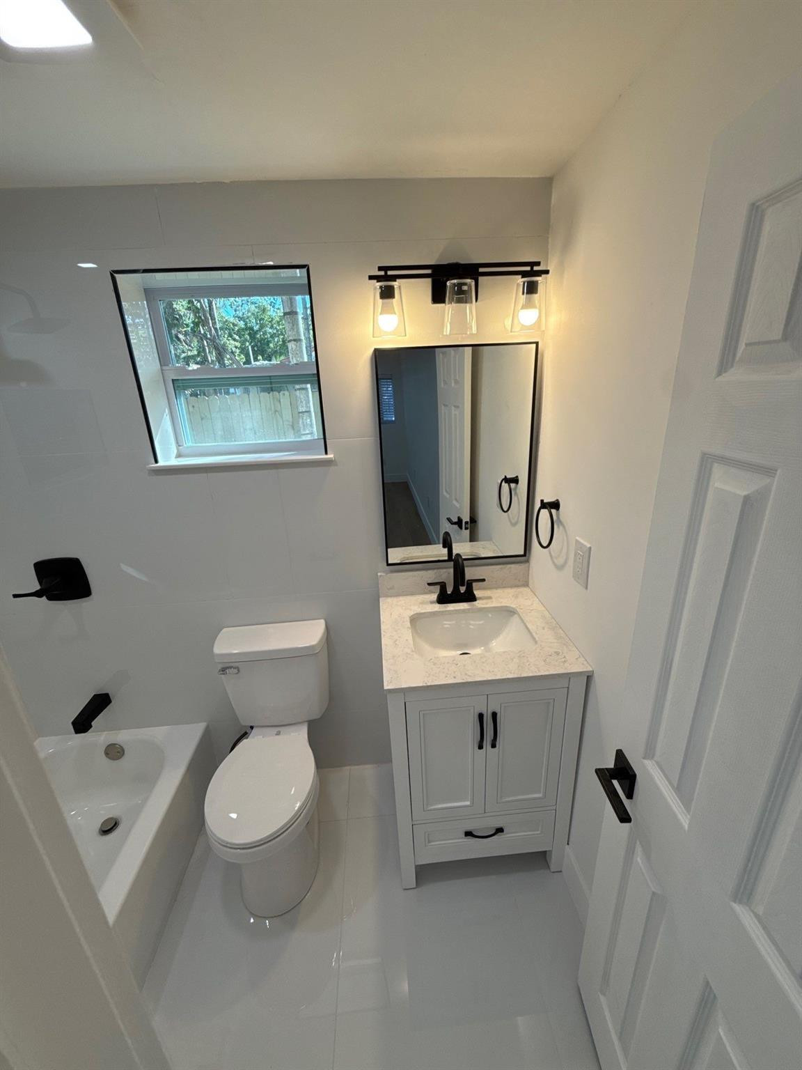 1282 Nw 35th Street 06 Property Photo 6