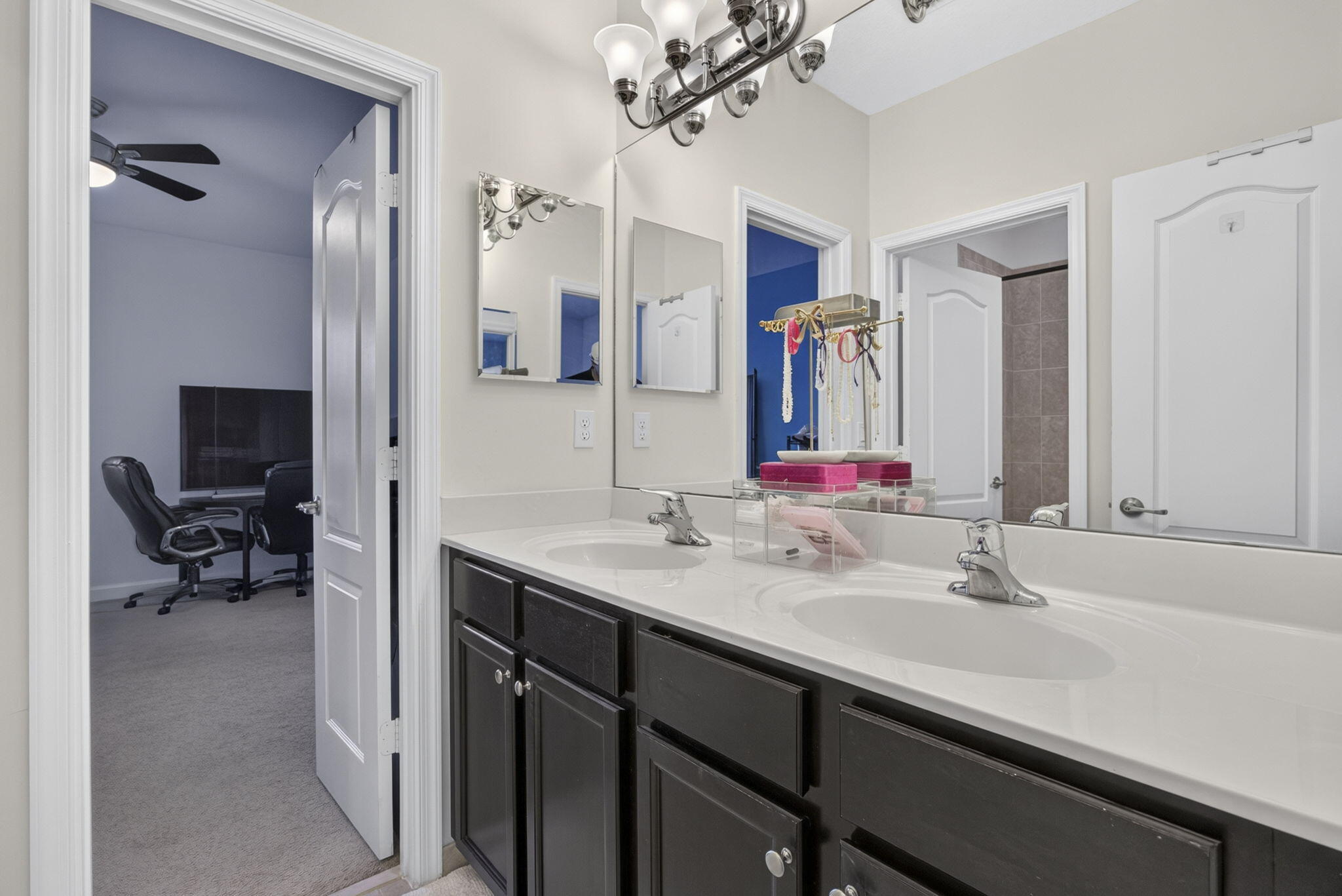 4577 Willow Run Way Property Photo 46