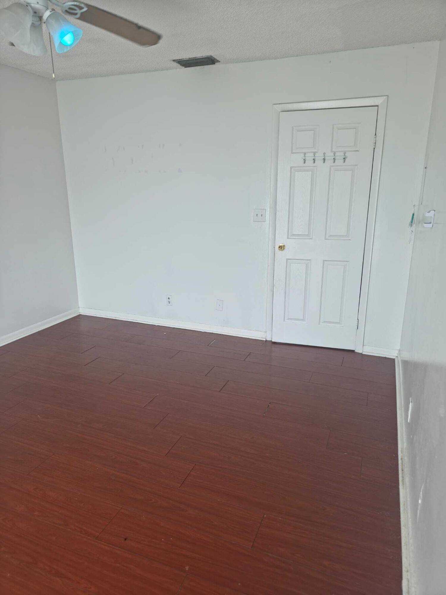 8953 W Sunrise Boulevard 8953 Property Photo 2