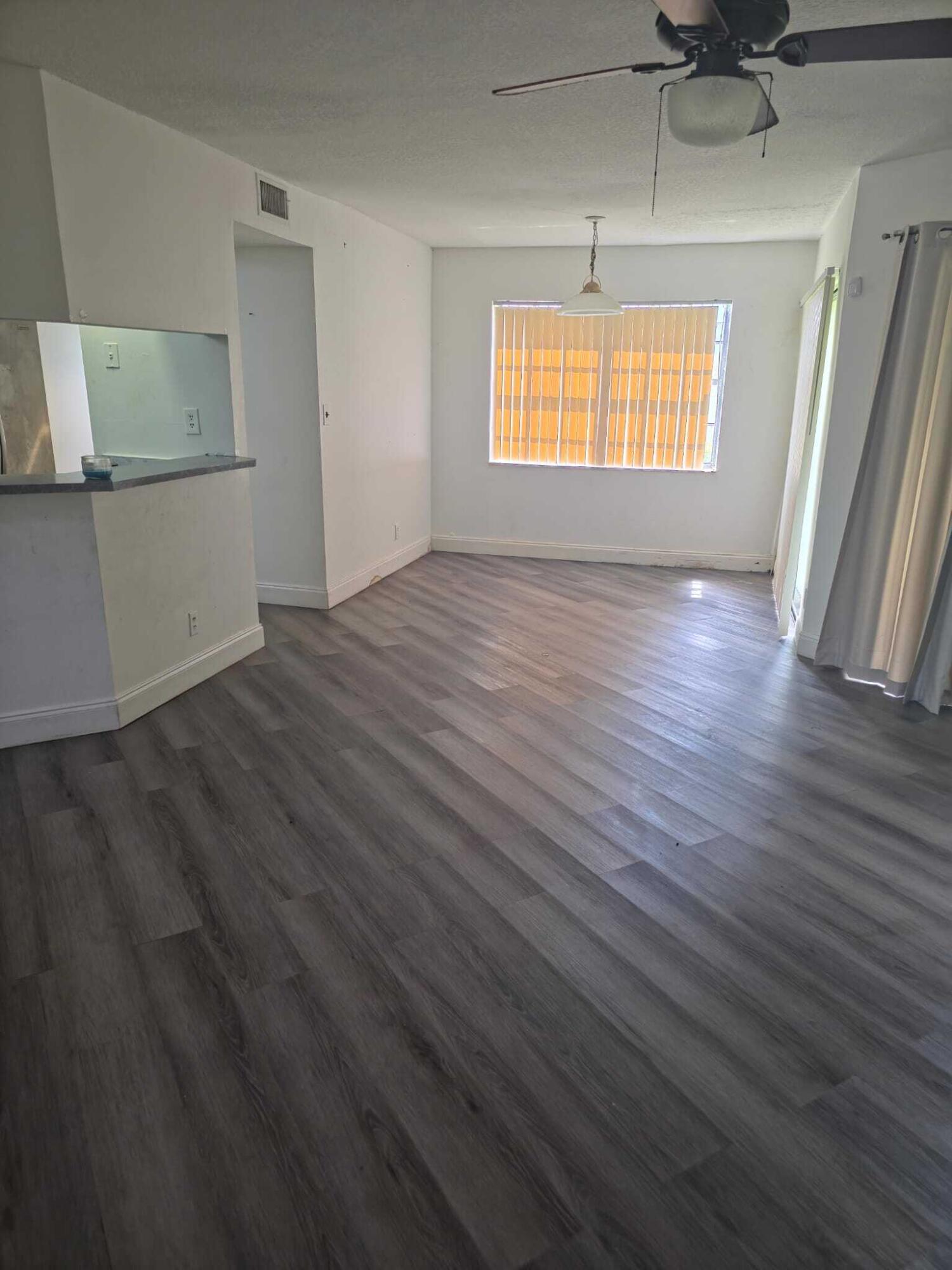 8953 W Sunrise Boulevard 8953 Property Photo 7
