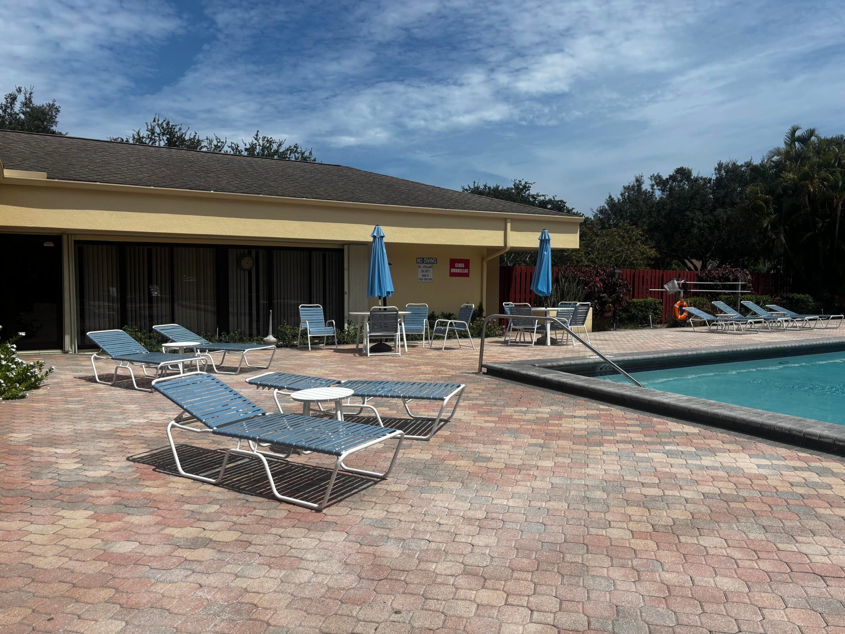 B26056918 Property Photo 3