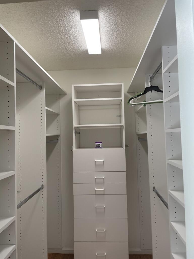 B26056918 Property Photo 15