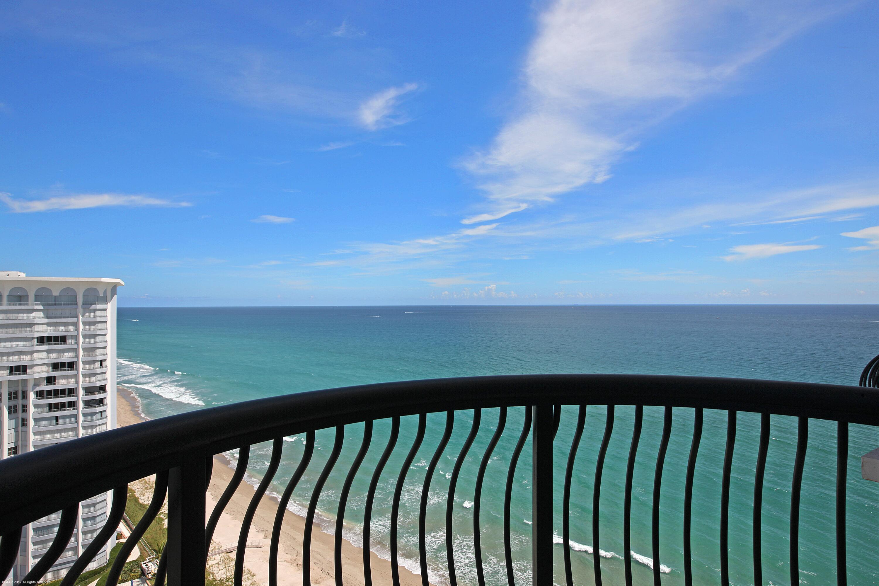 5150 N Ocean Drive Ph 2001 Property Photo 14