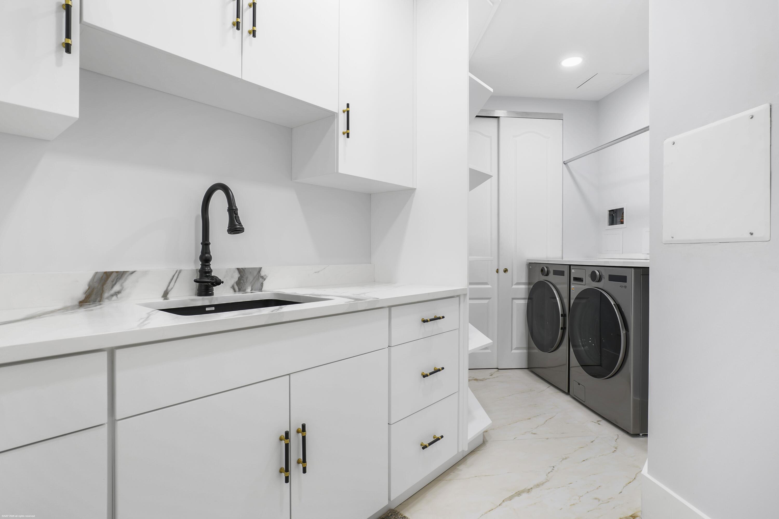 5150 N Ocean Drive Ph 2001 Property Photo 50