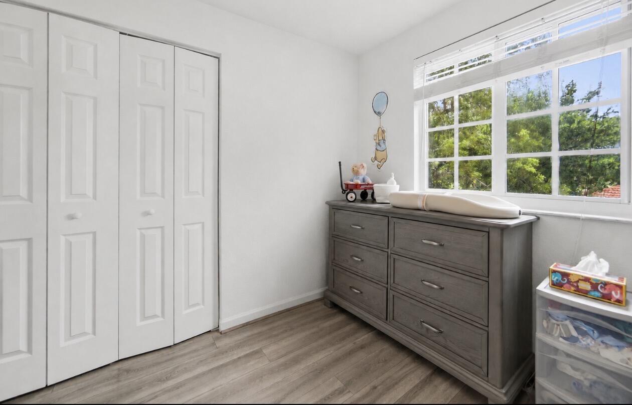 4542 Danson Way Property Photo 18