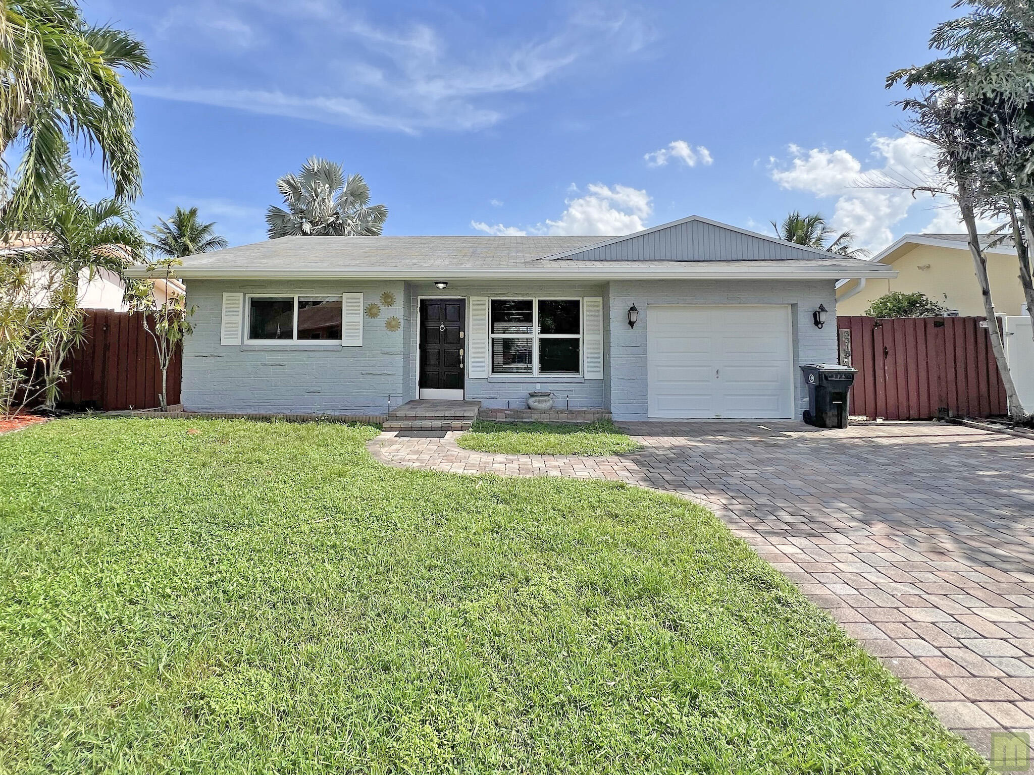 3318 Nw 68th Court Property Photo 1