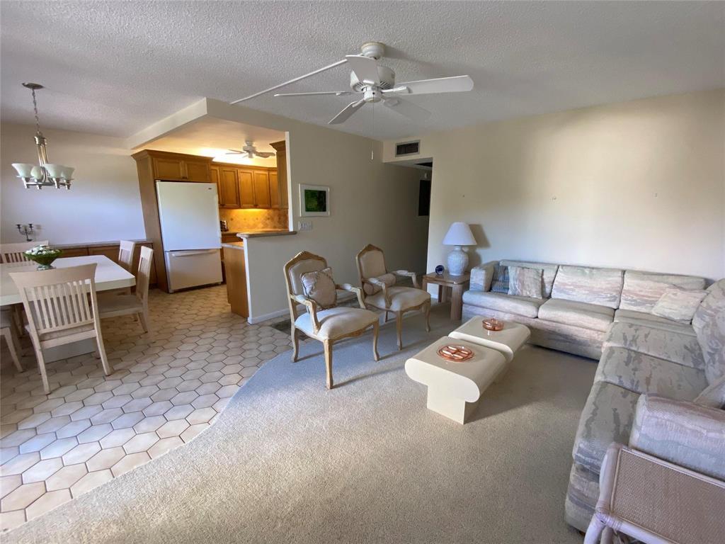 327 Richmond C 327 Property Photo 7
