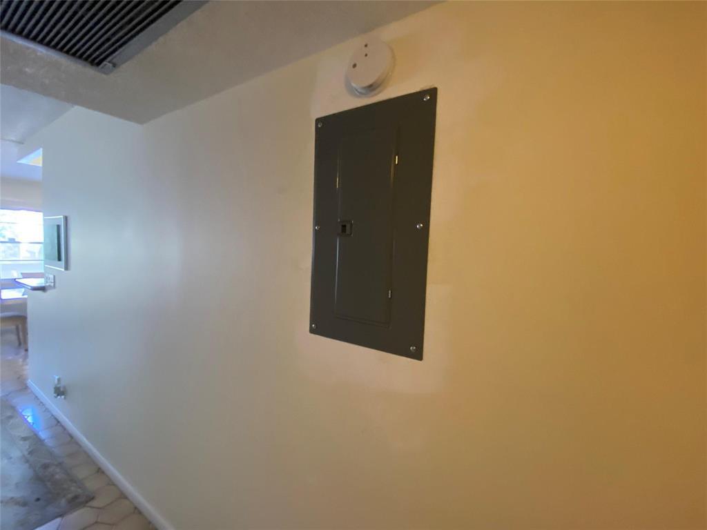 327 Richmond C 327 Property Photo 8