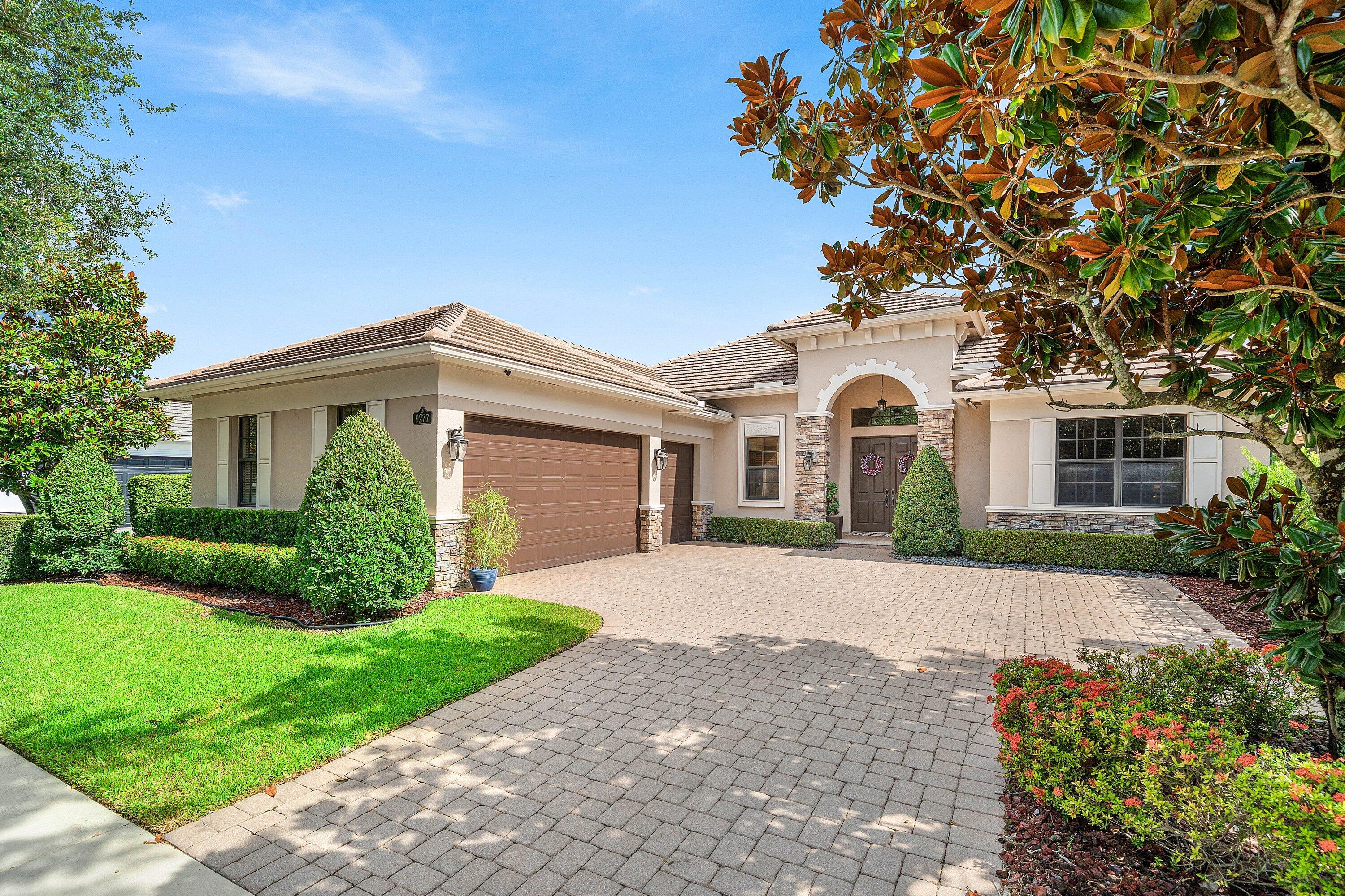 9277 Equus Circle Property Photo 5
