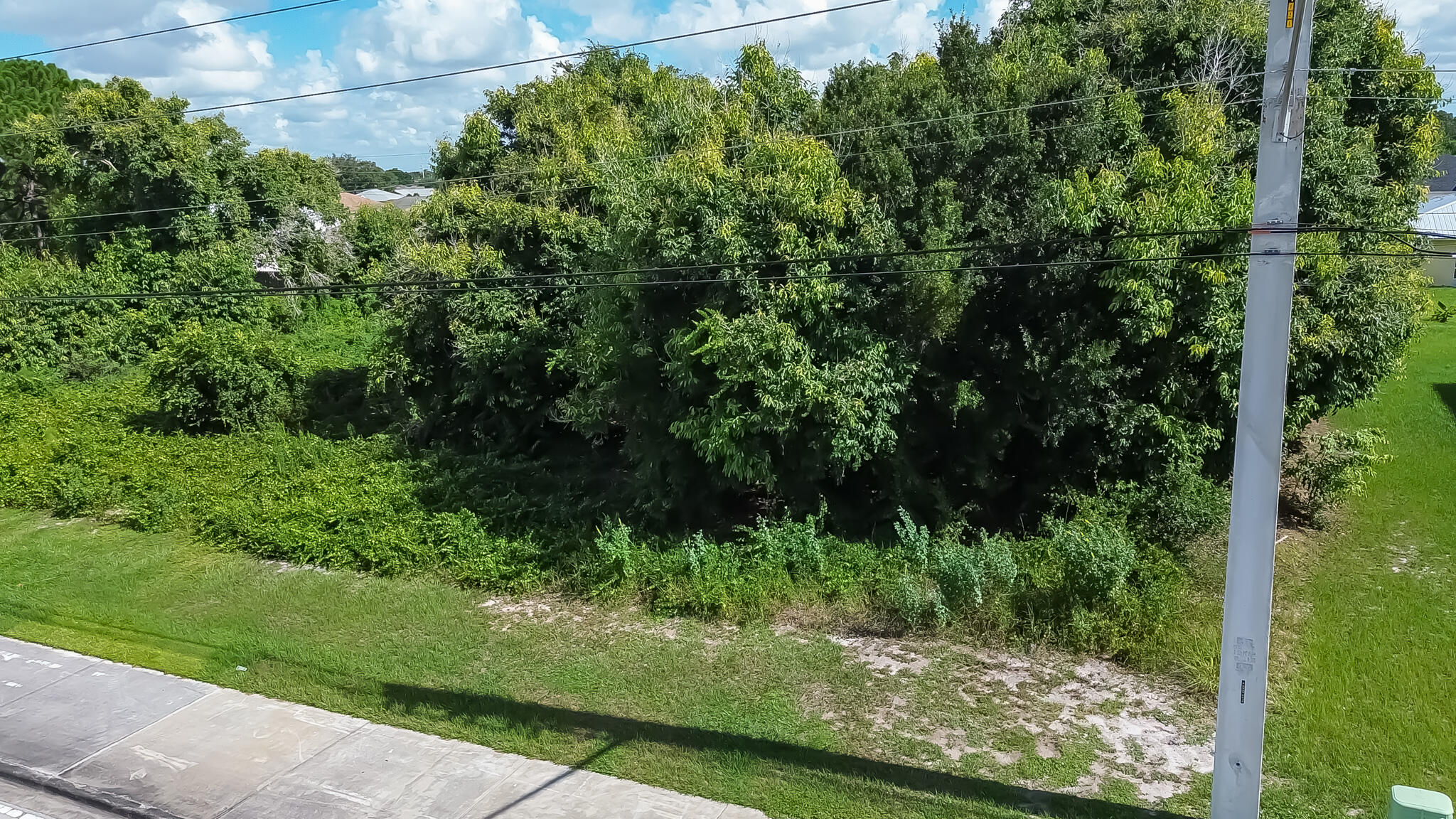 1201 SW Becker Road Property Photo 1