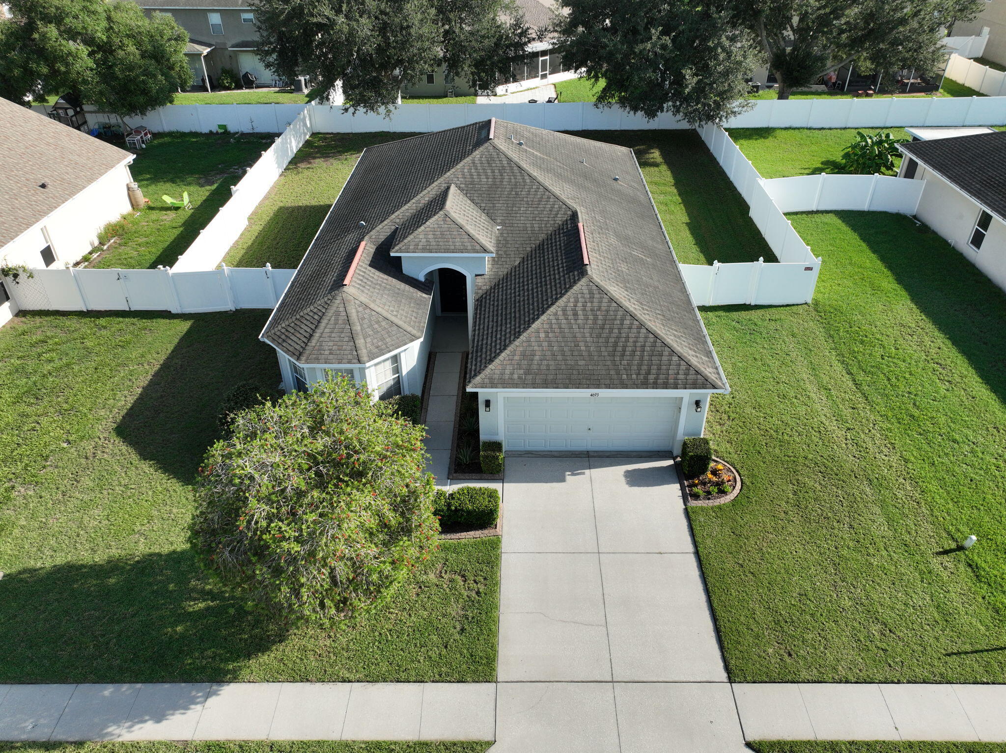 4693 Harts Brook Lane Property Photo 3